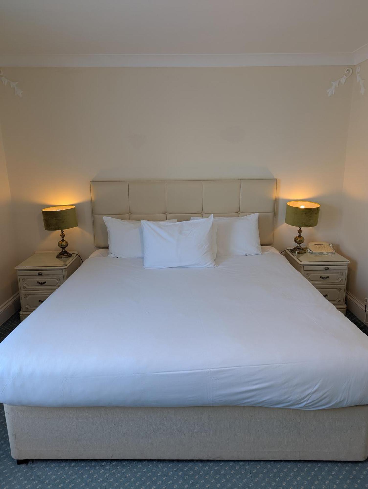 The Walnut Tree Hotel بريدجواتر المظهر الخارجي الصورة