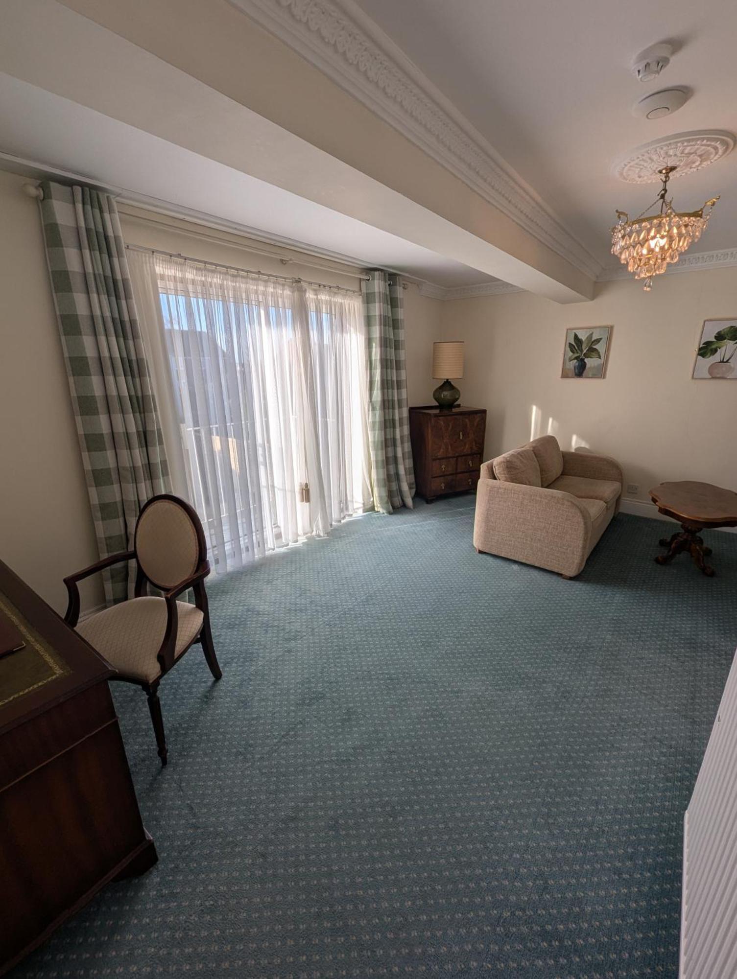 The Walnut Tree Hotel بريدجواتر المظهر الخارجي الصورة
