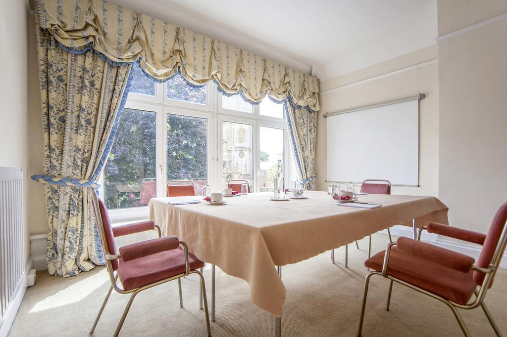 The Walnut Tree Hotel بريدجواتر المظهر الخارجي الصورة