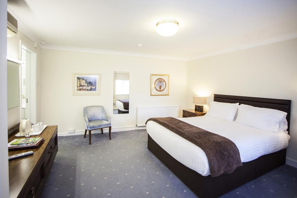 The Walnut Tree Hotel بريدجواتر المظهر الخارجي الصورة