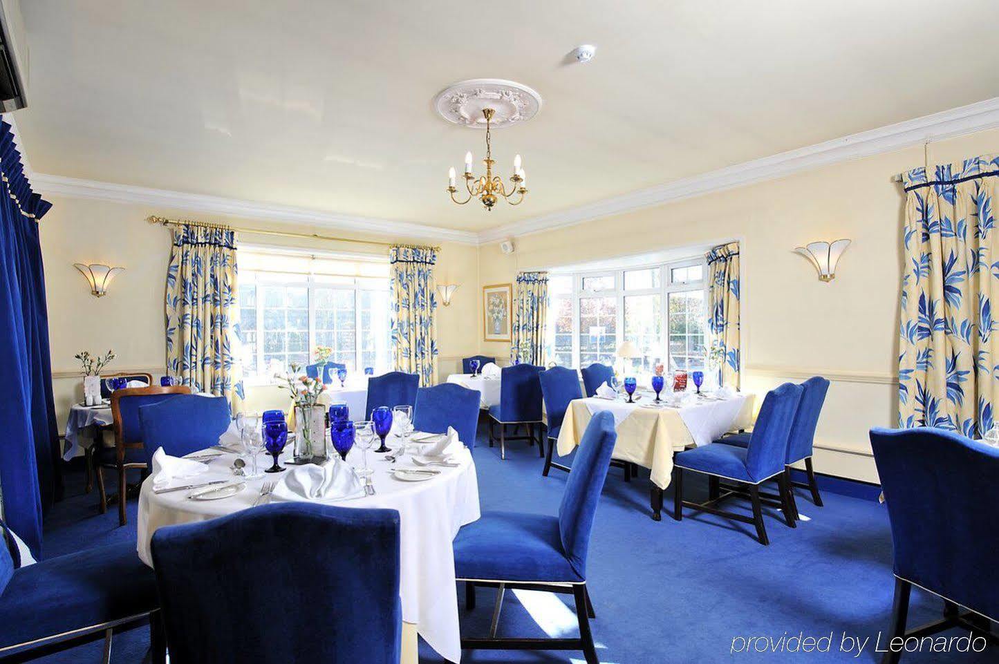 The Walnut Tree Hotel بريدجواتر المظهر الخارجي الصورة